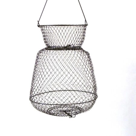 Wire mesh basket with double compartments.